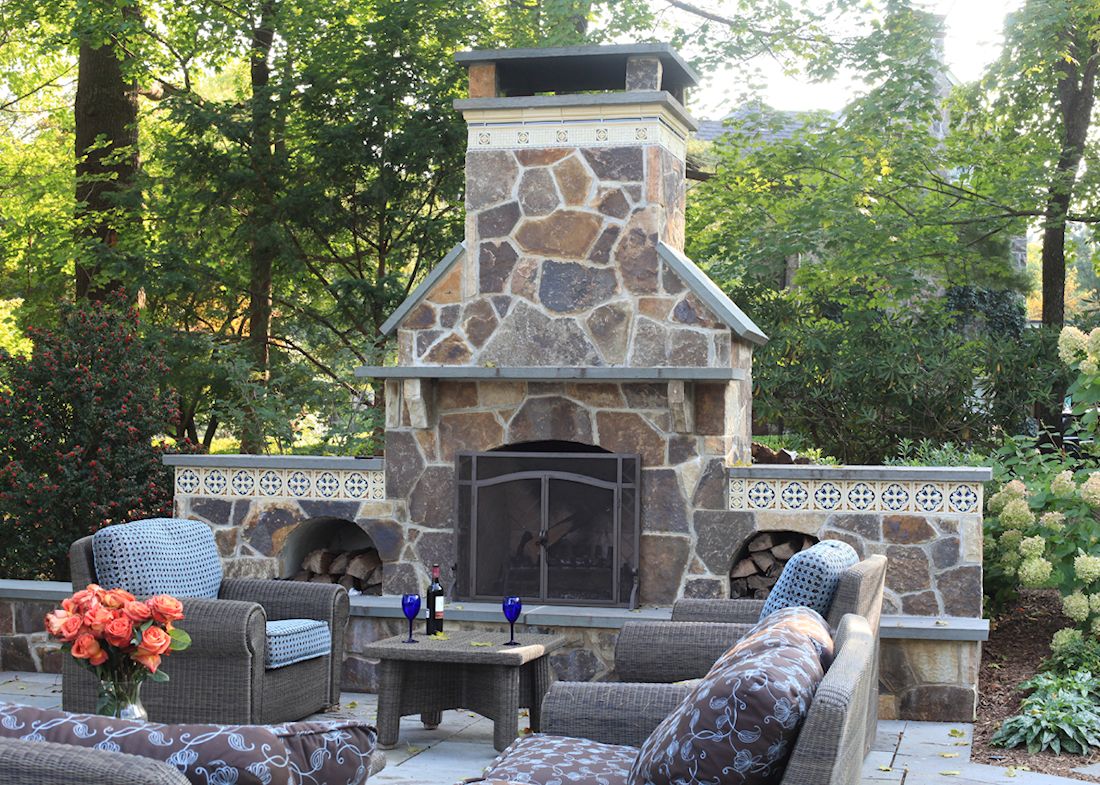 Outdoor Living Space Contractor